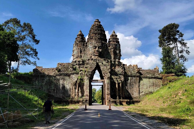 2-Day Phnom Penh to Siem Reap and Angkor Wat Temples - Angkor Wat Sunrise: Why the 4:45 a.m. Start Works