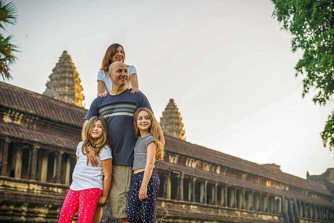 A Day Trip to Angkor Wat, Bayon, Taprohm from Phnom Penh - Bayon’s stone faces: the best payoff for the late-afternoon rhythm
