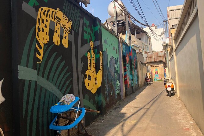 An Afternoon of Contemporary Art in Phnom Penh by Tuk Tuk - Independence Monument Finale: Garden Speakeasy, Photos, and a Drink