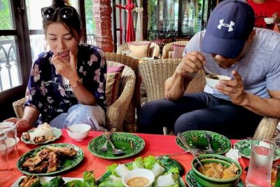 Authentic Walking Food Tour with Local Guide - Royal Palace area tastings: fish sauce noodles and Khmer chive cake