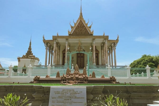 Classic Phnom Penh City Full Day Tour - How the day moves, from palace gates to lotus-pagoda calm