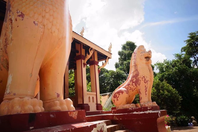 Full-Day Discover Oudong Mountain-Former Capital City & Phnom Penh City Tours - Royal Palace and Silver Pagoda: the ceremonial core