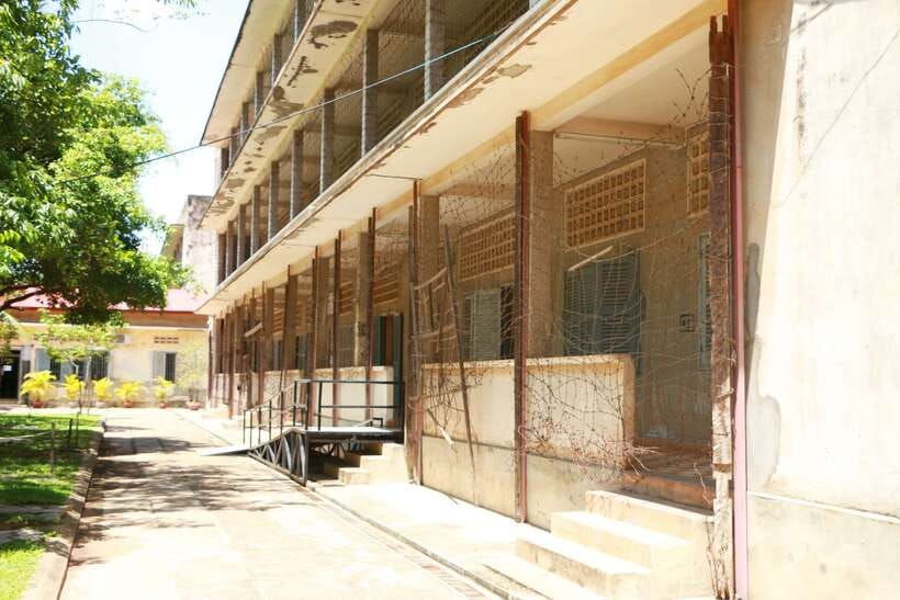 Full Day Phnom Penh City Tour with Private vehicle and guide - S21 Genocide Museum: why context matters here