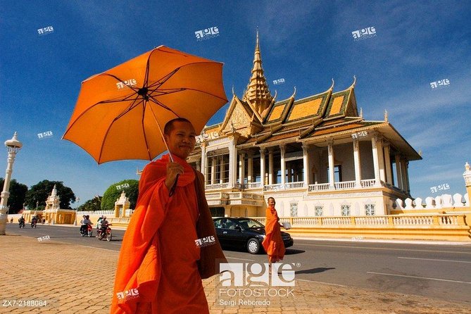 Full-Day Phnom Penh City Tours - Phnom Penh’s Royal Palace and Killing Fields in One Day