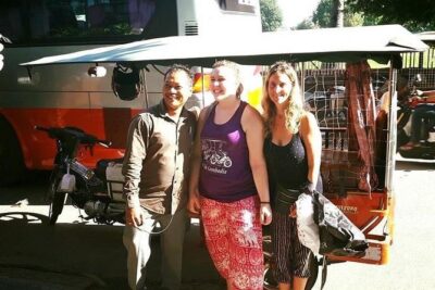 Full-Day Phnom Penh Tuk Tuk City Tours - Royal Palace: the throne hall and the long look