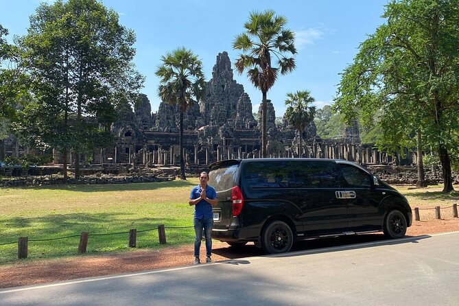 Ground Transfer/ Minivan/ Phnom Penh to Siem Reap - Inside the minivan: luggage math, AC comfort, and the water/towel routine
