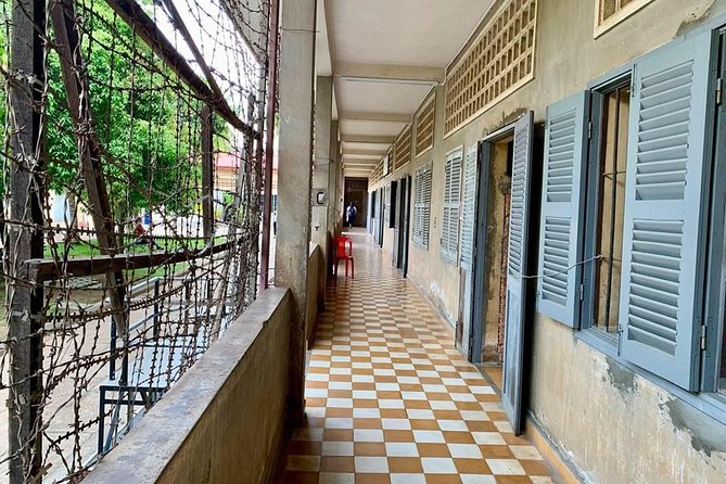 Half-Day Phnom Penh City Tours - The Khmer Rouge Route: Tuol Sleng S-21 and the Killing Fields