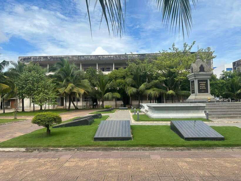 Half Day To Killing Field & S21 Genocidal Museum - What the private format and 4-hour timing change