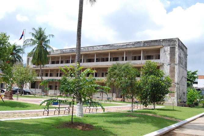 Killing Fields & Toul Sleng Genocide Museum Tickets With Tuk Tuk - Why Tuol Sleng and Choeung Ek matter so much