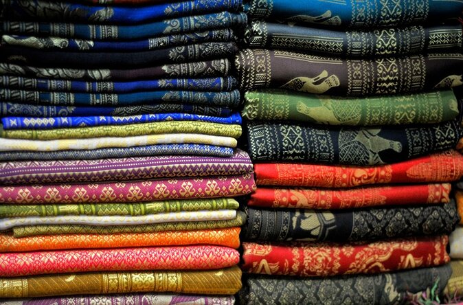 Koh Dach Silk Island and Phnom Penh Full Day Private Tour - Koh Dach Silk Island: watching the craft, not just the souvenir