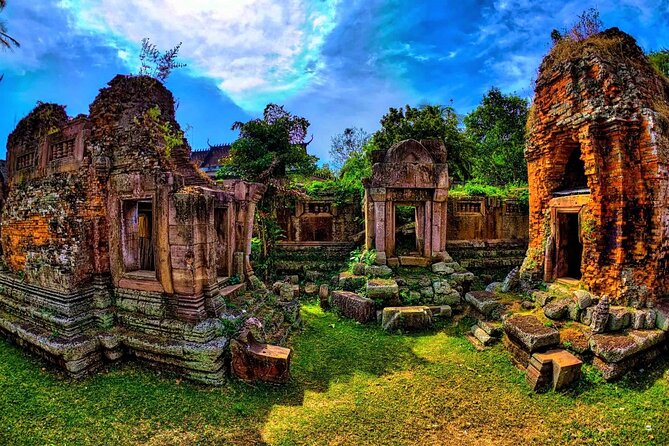 Phnom Chisor & Tonle Bati Private Tours from Phnom Penh - Phnom Chisor: Suryavarman I’s temple on a 133 m mountain