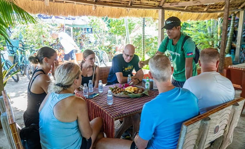 Phnom Penh City & Silk Island Full Day Tour by Tuk Tuk - The city-to-island rhythm: tuk-tuk, timing, and a midday reset