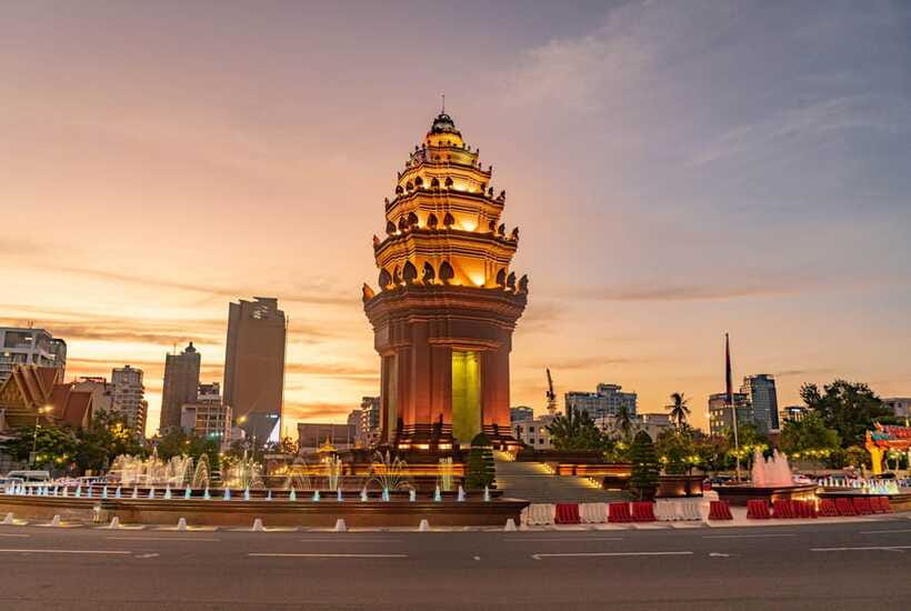 Phnom Penh City & Silk Island Full Day Tour by Tuk Tuk - From Koh Oknha Tei to Silk Island by ferry