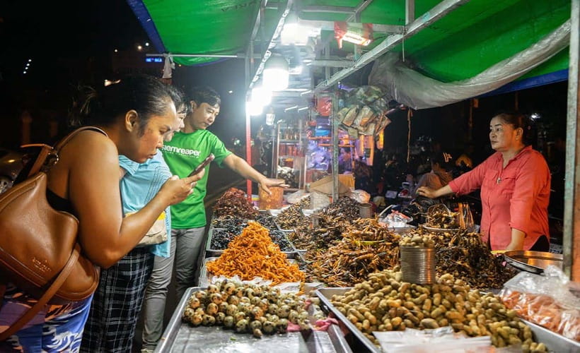 Phnom Penh: Evening Food Tour with Drinks & Tuk Tuk Included - What you actually get for $39: value, pacing, and the hidden costs avoided