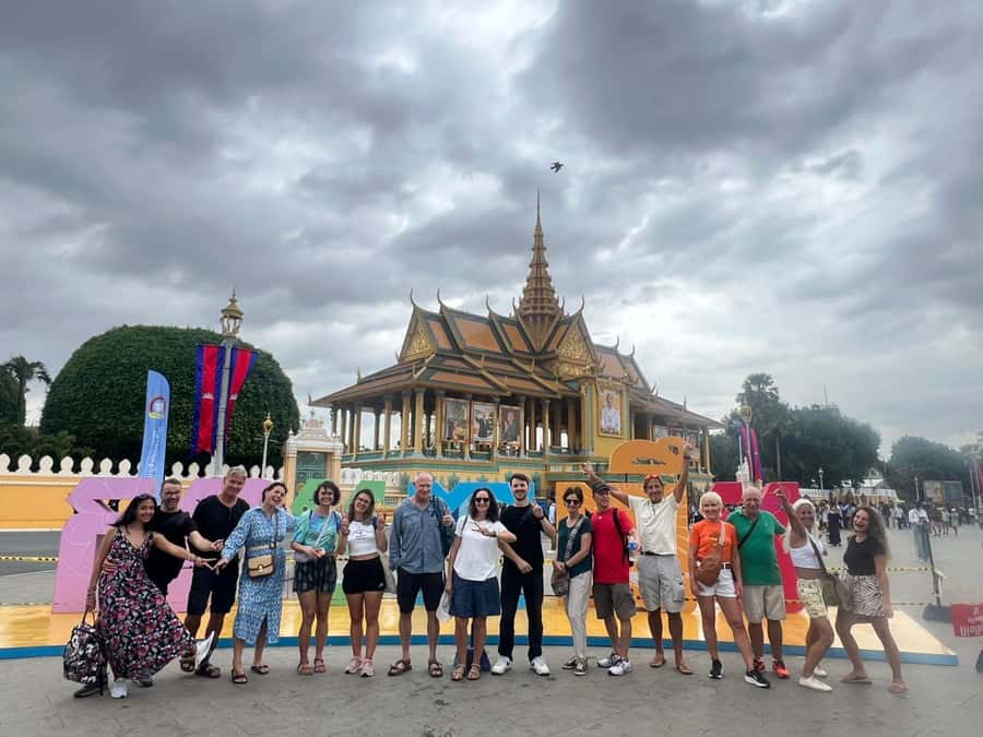 Phnom Penh: Hidden Gems Walking Tour with Local Guide - Price and value: why $15 is more than a bargain