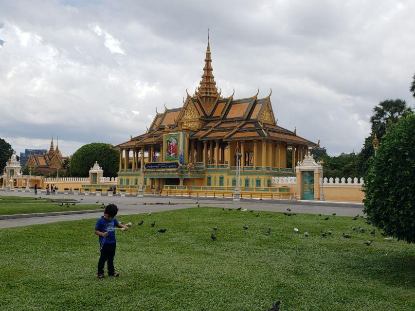 Phnom Penh Highlights Tour with Killing Fields & S-21 Prison - A one-day route that actually makes Phnom Penh make sense