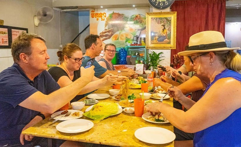 Phnom Penh: Night Foodie Tour by Tuk Tuk with Drinks - Price and What You Really Get for $39