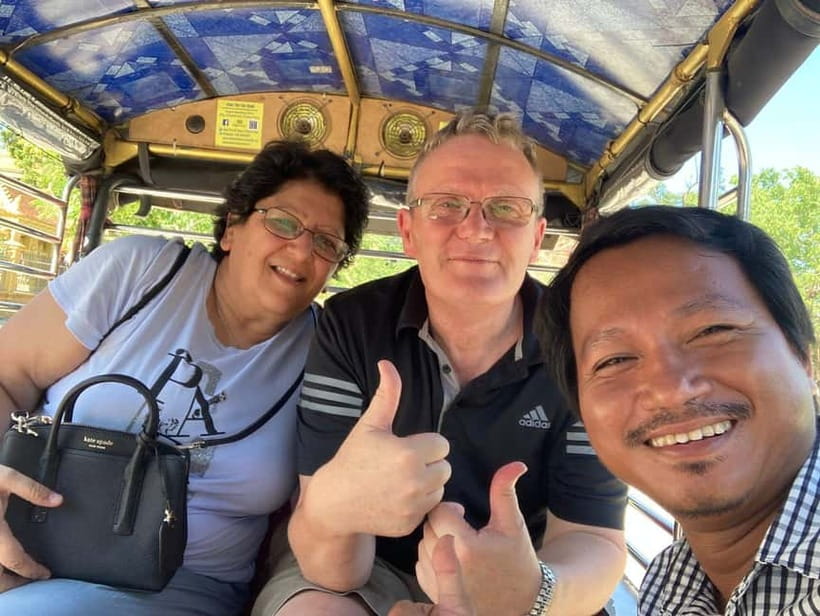 Phnom Penh: Private City Tour by Tuk-Tuk/Full or Half Day - Key highlights you’ll feel on the ground