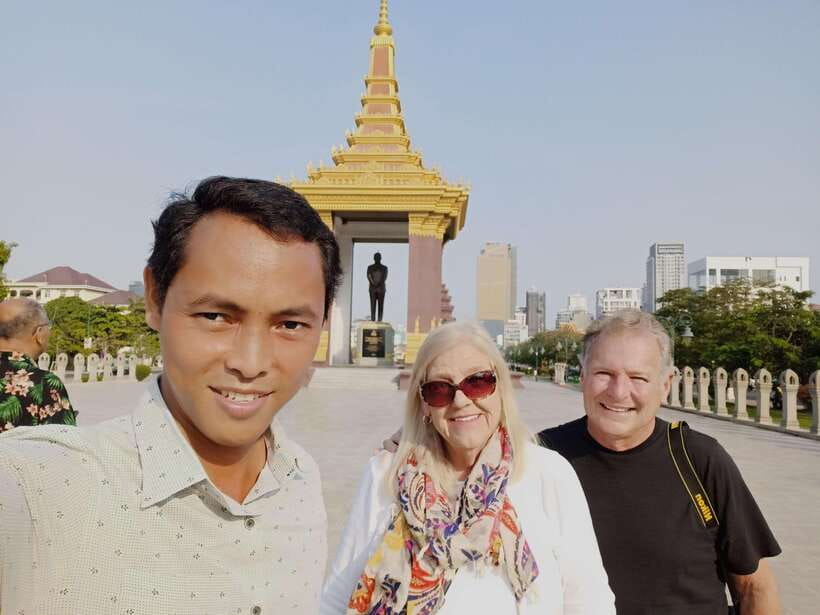 Phnom Penh: Royal Palace, S21, Killing Fields & More Tour - Tuol Sleng Genocide Museum (S21): Learning the System Behind the Horror
