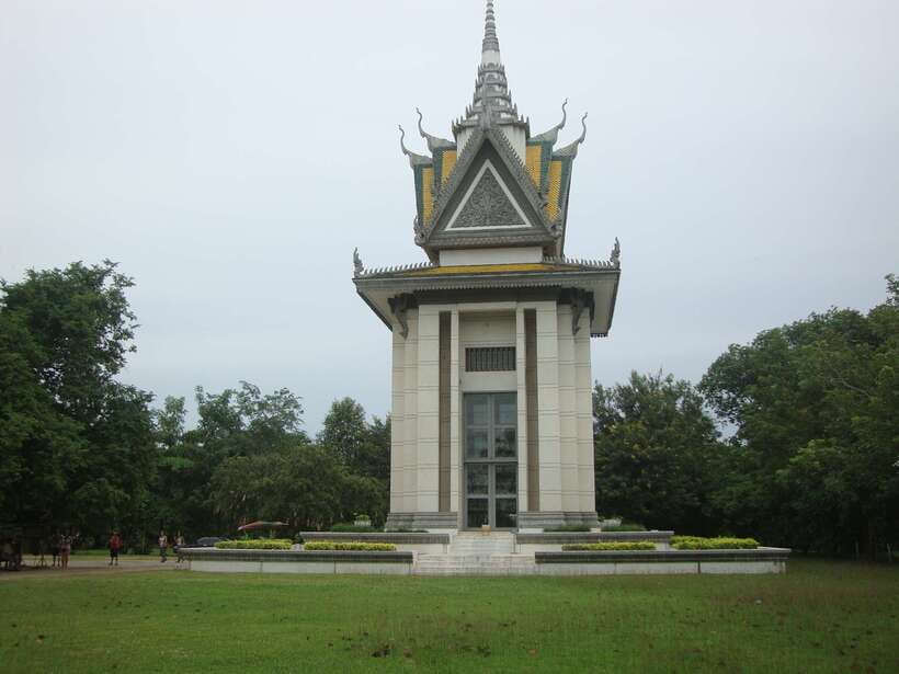 Phnom Penh: S-21 Prison and Killing Fields Half-Day Tour - Should you book the Phnom Penh S-21 and Killing Fields half-day tour?
