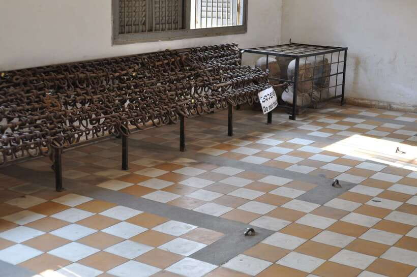 Phnom Penh :S21 Tuol Sleng Museum & Killing Field Tour - Should you book the Phnom Penh S21 & Choeung Ek tour?