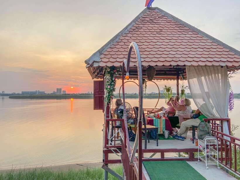 Phnom Penh Silk Island Sunset Vespa Tour / Tuk Tuk Available - Silk Island terminal time, Koh Oknha Tei, and The New Church