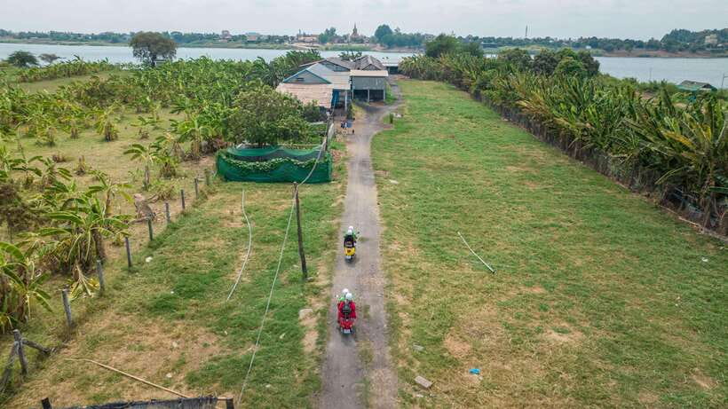 Phnom Penh Silk Island Sunset Vespa Tour / Tuk Tuk Available - Dried tofu workshop: a family-run stop that tastes like real life