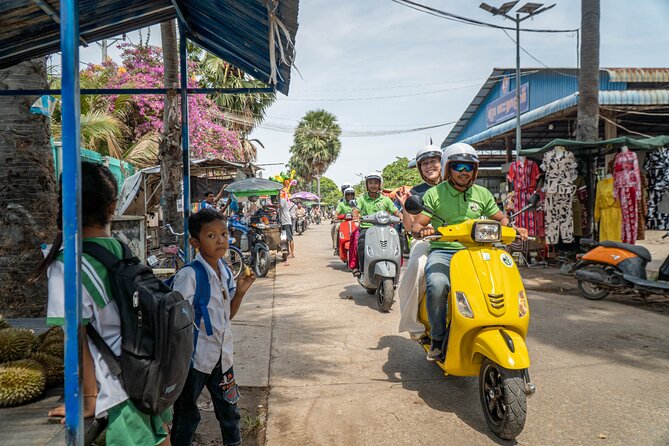 Phnom Penh Silk Island Vespa Tour / Tuk Tuk Available - Koh Oknha Tei: farms, local market life, and the tofu-skin production spotlight