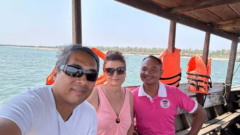 Phnom Penh: Street Art and Food Tour with Pickup and Beer - Who should book this tour, and who should skip it