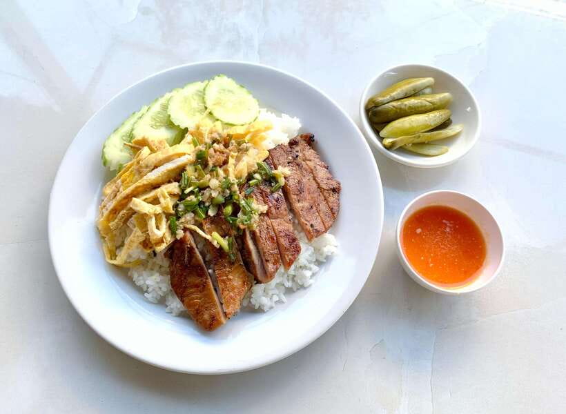 Phnom Penh: Street Art & Food Tour by Tuk-Tuk - Key highlights that make this tour worth your time