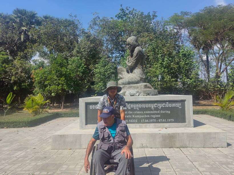 Phnom Penh: The Killing Fields & Tuol Sleng Genocide Museum - Who should book this Phnom Penh Killing Fields and Tuol Sleng tour