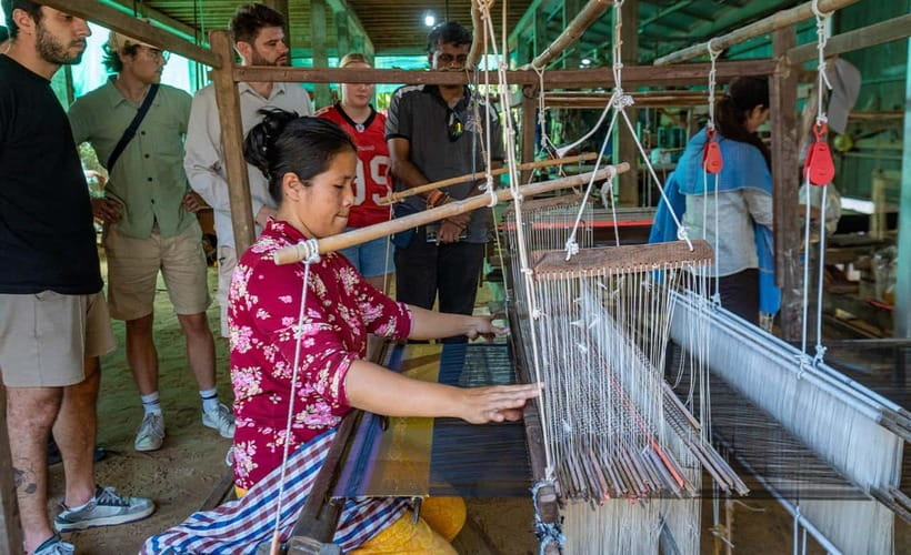 Phnom Penh to Silk Island By Tuk-Tuk with local Expert - Akreiy Ksatr Village: the rural reality beyond the workshop