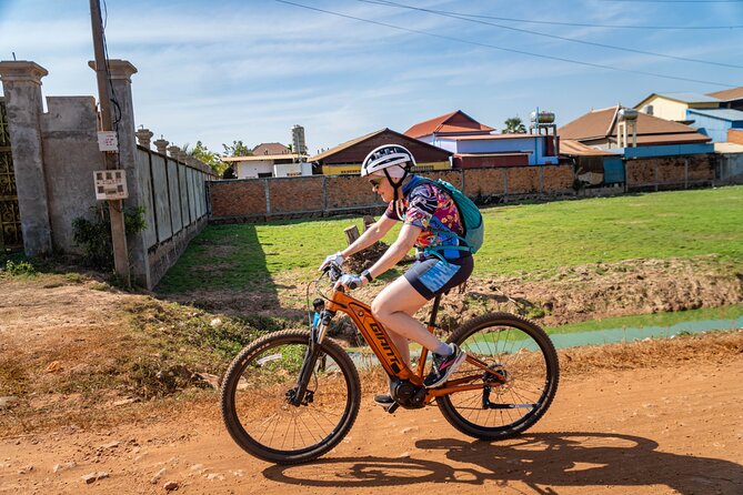 Phnom Penh to Silk Island Sunset Bike Tour/ E-Bike or Tuk Tuk - E-bike or tuk-tuk: choosing the easiest option that still feels like a tour