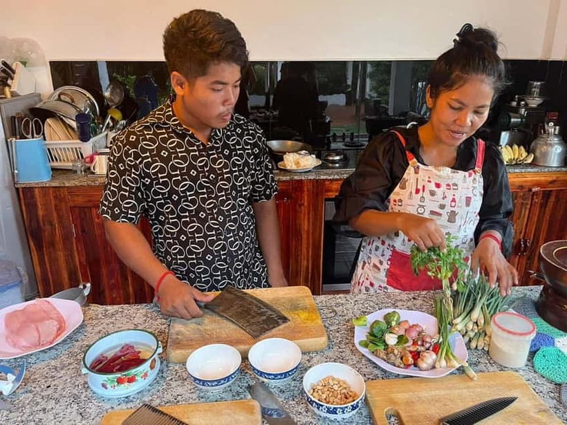 Phnom Penh’s Hands-On Khmer Cooking Class in the Countryside - Village Market Tour: Picking Ingredients Like You Mean It