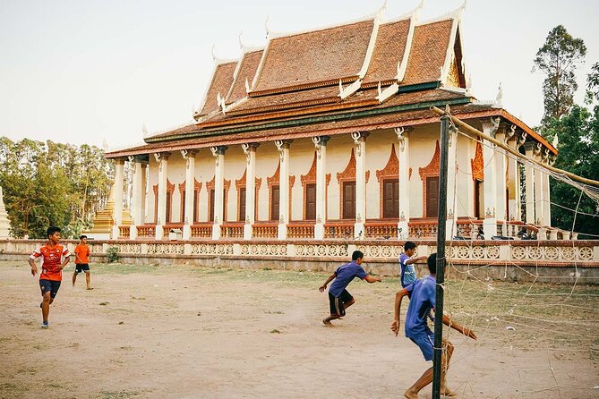 Private Half-Day Silk Island Trip from Phnom Penh - Mekong barge views and a roadside snack break