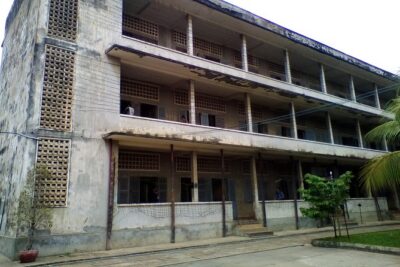 Private Half Day Trip to Genocidal Museum & Killing Field - Tuol Sleng Genocide Museum (S21): from school to prison