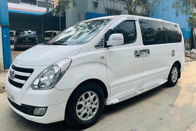 Private Taxi Transfer From Phnom Penh to Siem Reap with English Speaking Driver - English-speaking drivers: safety, flexibility, and helpful conversations