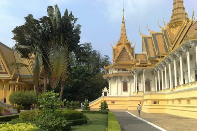 Private Tour: Phnom Penh City Tour Full Day - Morning: Royal Palace and Silver Pagoda photo time