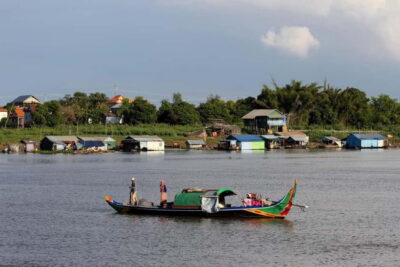 Siem Reap to Phnom Penh Full-Day land/cruise tour (one way) - What you see from the boat: rural life on the river, not a highlight parade