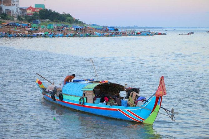 Sunset Cruise with unlimited beer & soft drinks -English speaking guide on board - Boat comfort, group size, and how social the night feels