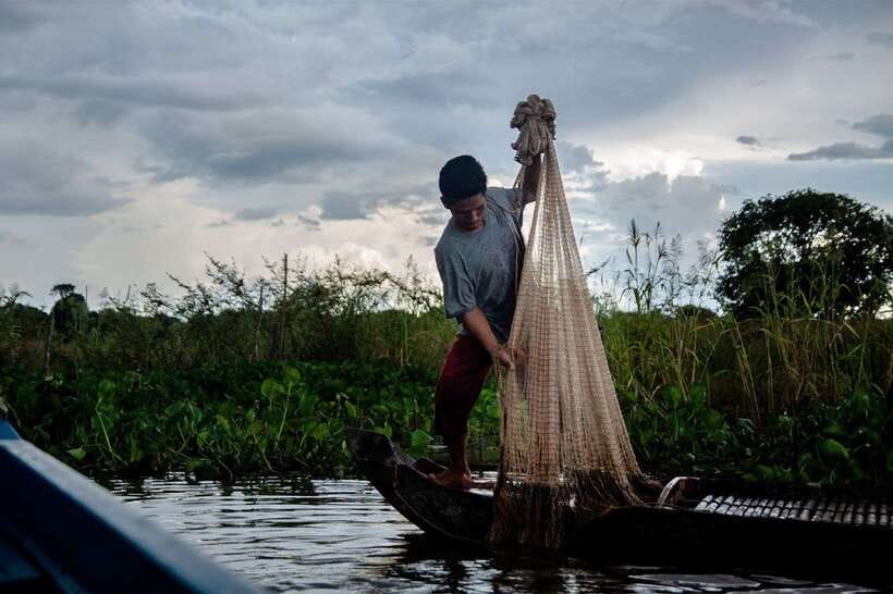Tonle Sap Cruise & land Tour between Phnom Penh & Siem Reap - The Silversmith Workshop Stop: Craftsmanship You Can Actually Watch
