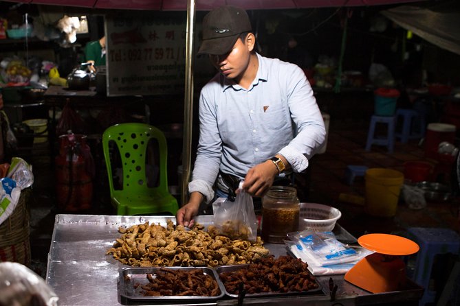 Ultimate Phnom Penh Food Tour by Tuk Tuk: 20 Tastings and Drinks - Stop-by-stop: the food route that maps Phnom Penh at night