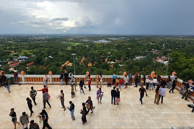 Visit Phnom Udong and Silk Island by Khmer Traditional Tuk-Tuk - Silk Island: Mekong ferry, lunch with river views, and a silk-farm window
